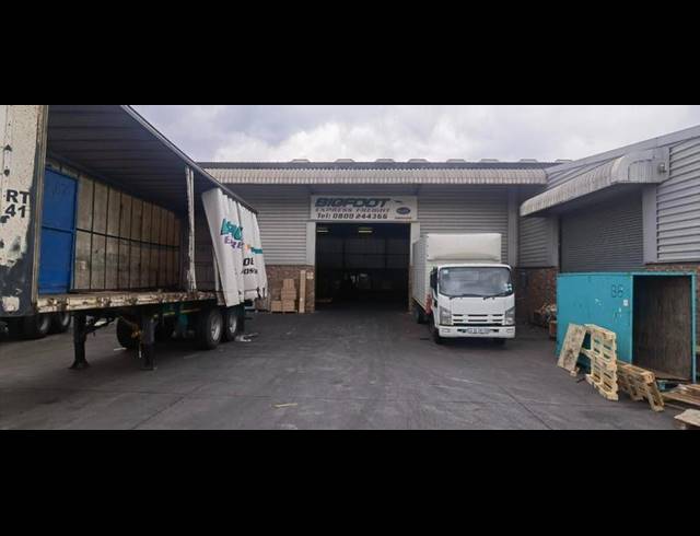 INDUSTRIAL PROPERTY TO RENT IN SILVERTONDALE